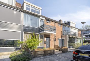Warmoeziershof 46, HENDRIK-IDO-AMBACHT