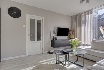 Warmoeziershof 46, HENDRIK-IDO-AMBACHT
