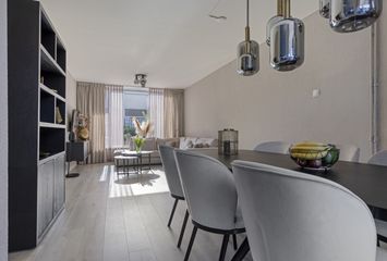Warmoeziershof 46, HENDRIK-IDO-AMBACHT