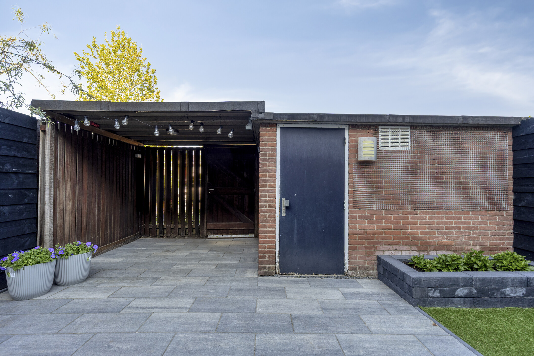 Warmoeziershof 46