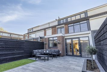 Warmoeziershof 46, HENDRIK-IDO-AMBACHT