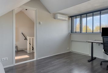 Landmanshof 30, HENDRIK-IDO-AMBACHT