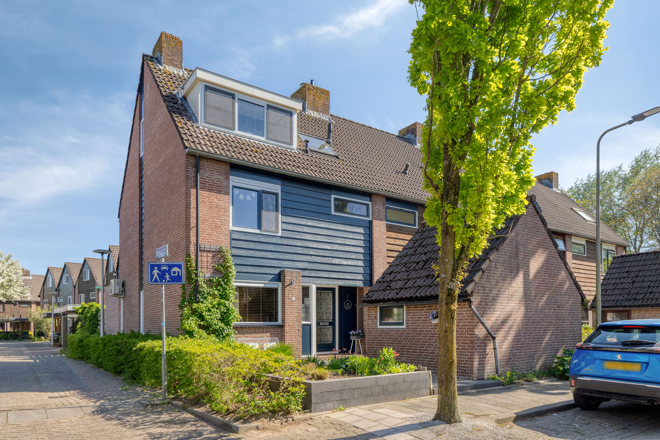Hoekkamp 8