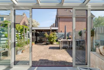 Hoekkamp 8, HENDRIK-IDO-AMBACHT