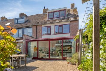 Hoekkamp 8, HENDRIK-IDO-AMBACHT
