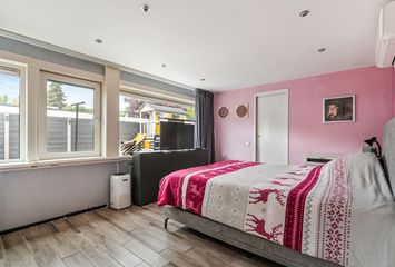 Anjerstraat 73, ZWIJNDRECHT