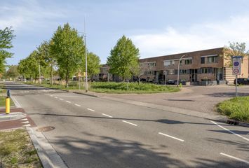Koningsvaren 10, HENDRIK-IDO-AMBACHT