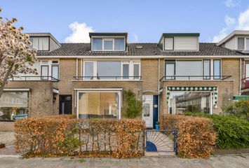 Piet Heinstraat 25, HENDRIK-IDO-AMBACHT