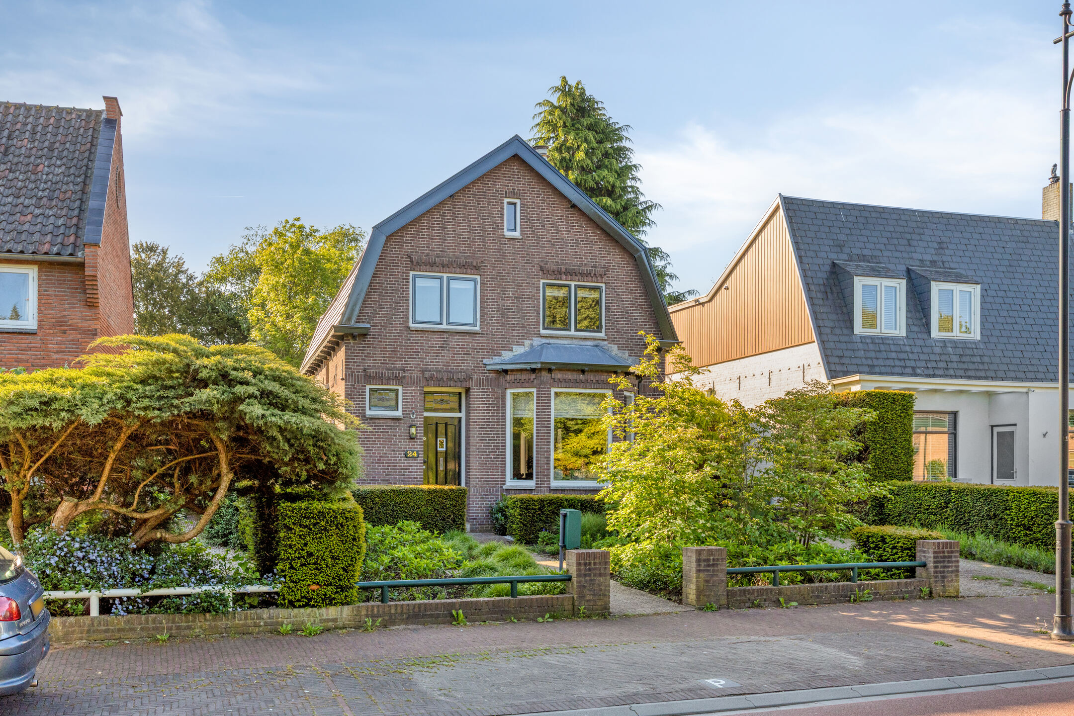 Kerkstraat 24