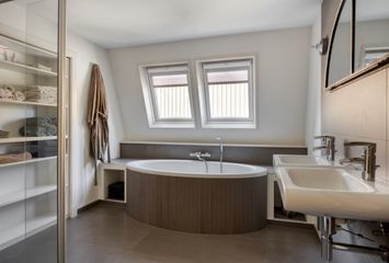 Kerkstraat 24, HENDRIK-IDO-AMBACHT