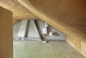 Van Duyvenvoordelaan 18, HENDRIK-IDO-AMBACHT