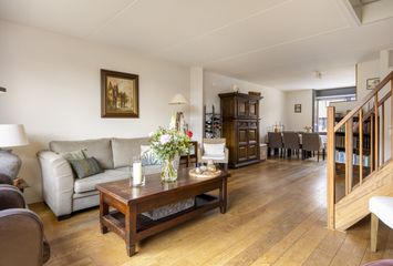Geertruid Pijnsenhof 13, HENDRIK-IDO-AMBACHT