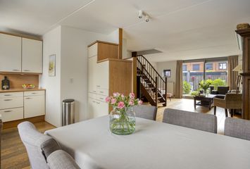 Geertruid Pijnsenhof 13, HENDRIK-IDO-AMBACHT