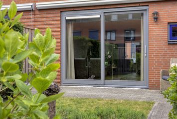 Geertruid Pijnsenhof 13, HENDRIK-IDO-AMBACHT