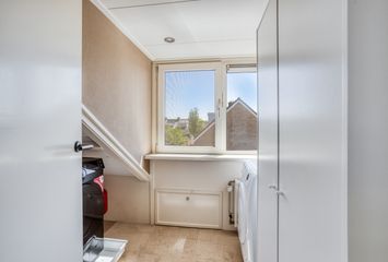 Troelstrastraat 60, ALBLASSERDAM