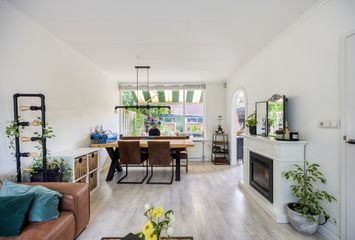 Waelneslaan 11, HENDRIK-IDO-AMBACHT