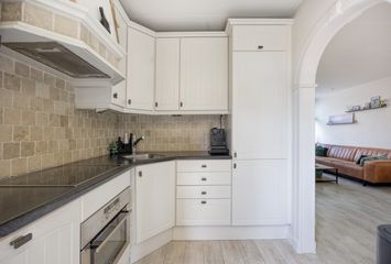 Waelneslaan 11, HENDRIK-IDO-AMBACHT