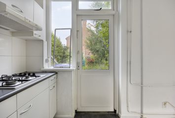 Kastanjelaan 26, ALBLASSERDAM