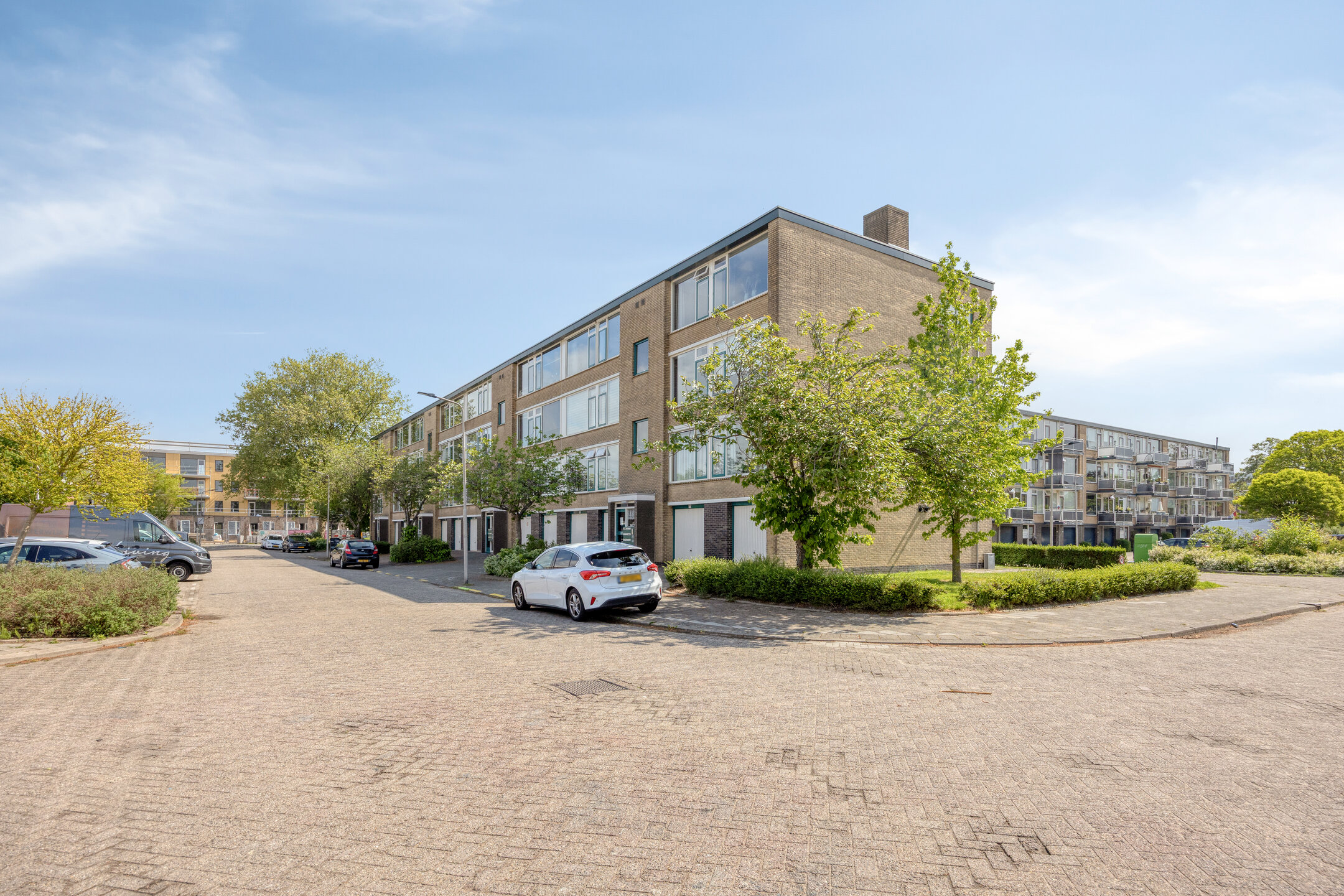 Van Anrooystraat 35