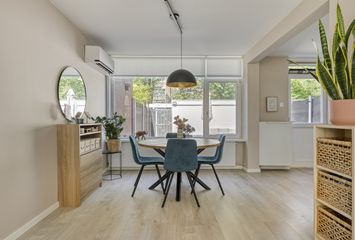 A. van Scheltemastraat 3, PAPENDRECHT