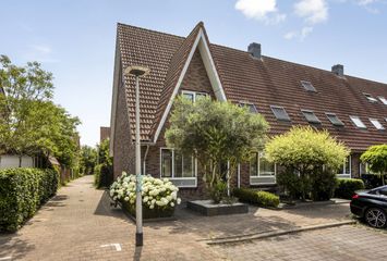 Hoogveen 58, HENDRIK-IDO-AMBACHT