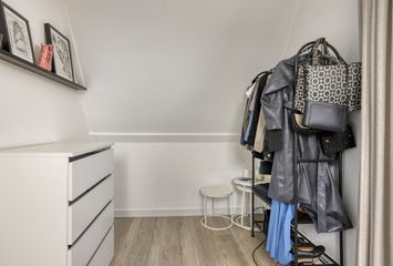 Hoogveen 58, HENDRIK-IDO-AMBACHT