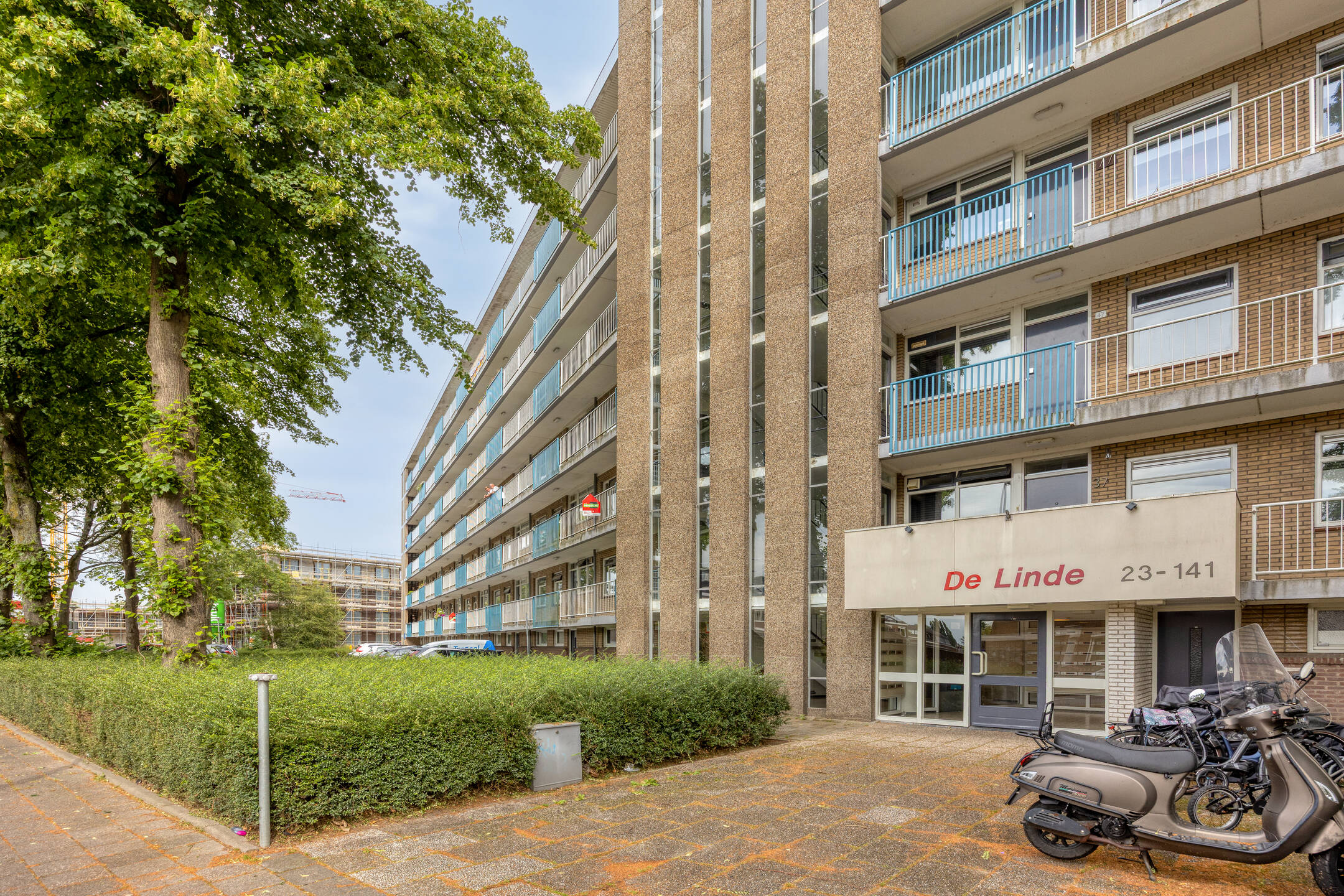 van Godewijckstraat 129