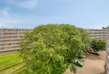 van Godewijckstraat 129, HENDRIK-IDO-AMBACHT