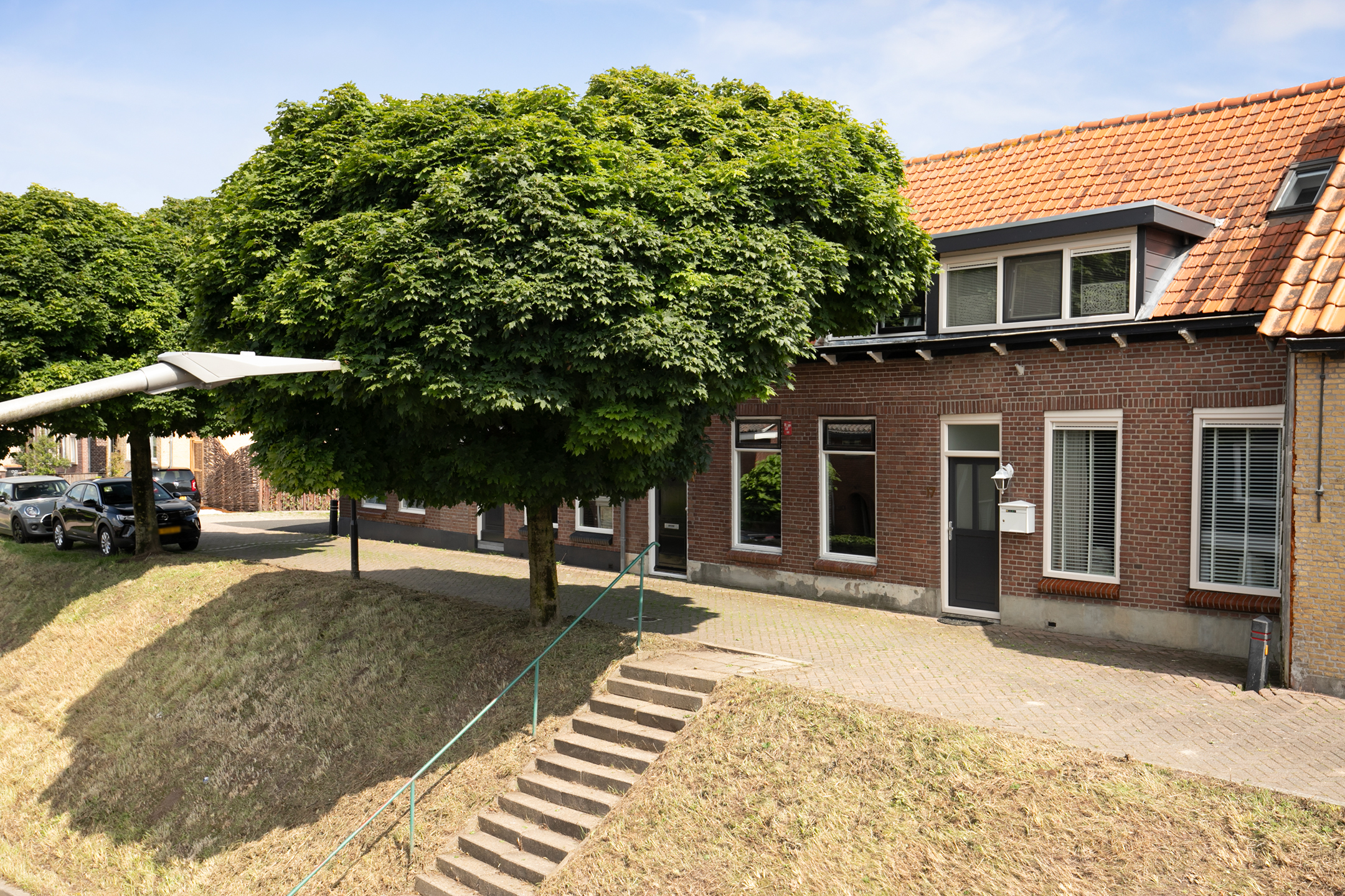 Damstraat 17