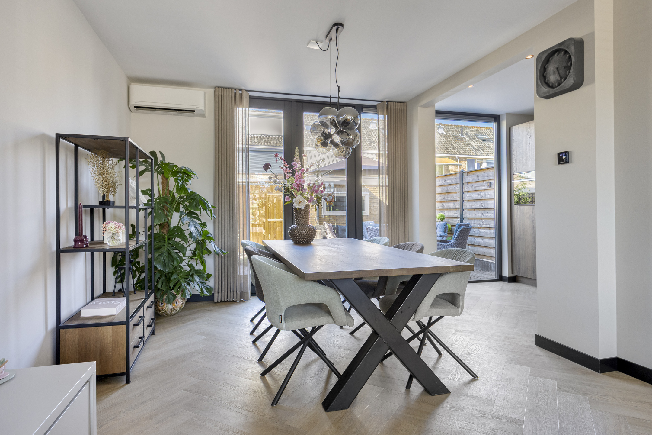 Aert van Nesstraat 8