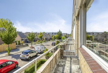 Aert van Nesstraat 8, HENDRIK-IDO-AMBACHT
