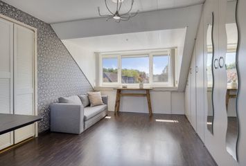 Aert van Nesstraat 8, HENDRIK-IDO-AMBACHT