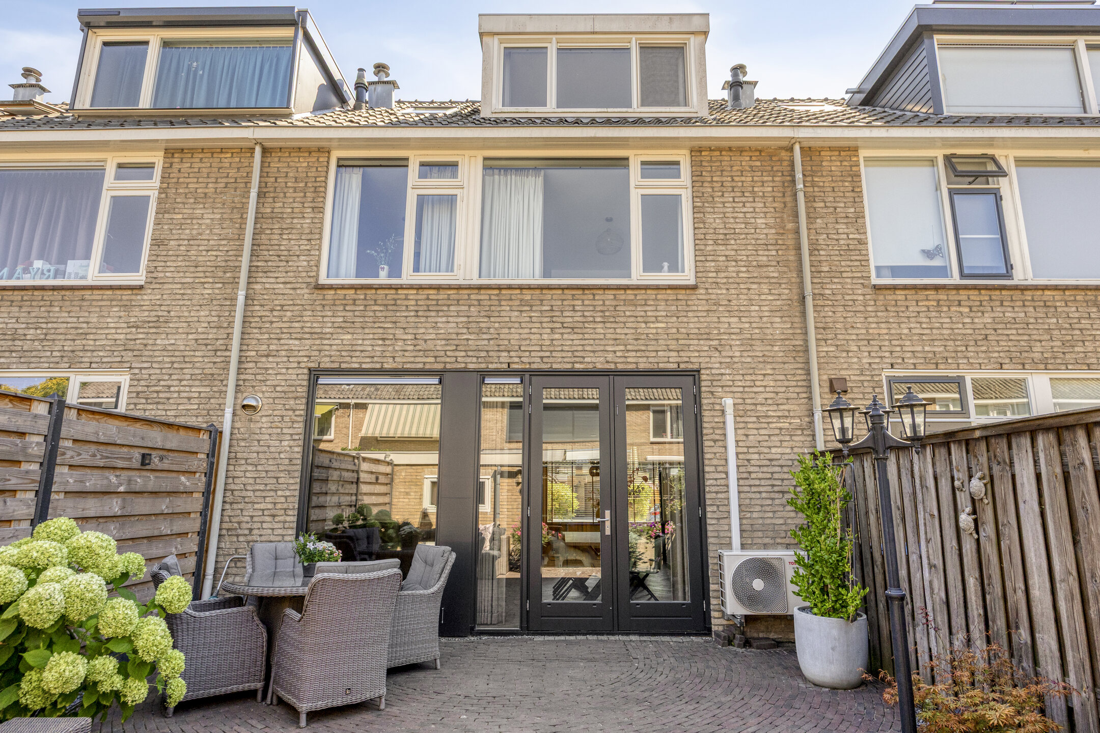 Aert van Nesstraat 8