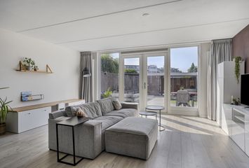 Koolwijk 32, HENDRIK-IDO-AMBACHT