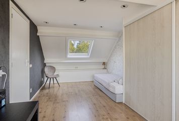Koolwijk 32, HENDRIK-IDO-AMBACHT