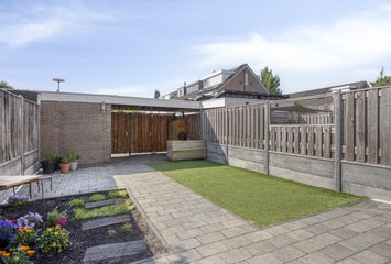 Koolwijk 32, HENDRIK-IDO-AMBACHT