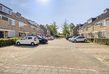 Aert Schoumanstraat 13, HENDRIK-IDO-AMBACHT