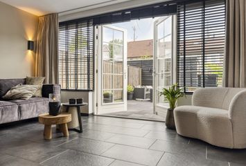 Amandelgaarde 43, HENDRIK-IDO-AMBACHT