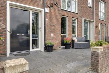 Amandelgaarde 43, HENDRIK-IDO-AMBACHT