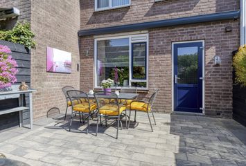 De Panneboeter 64, HENDRIK-IDO-AMBACHT
