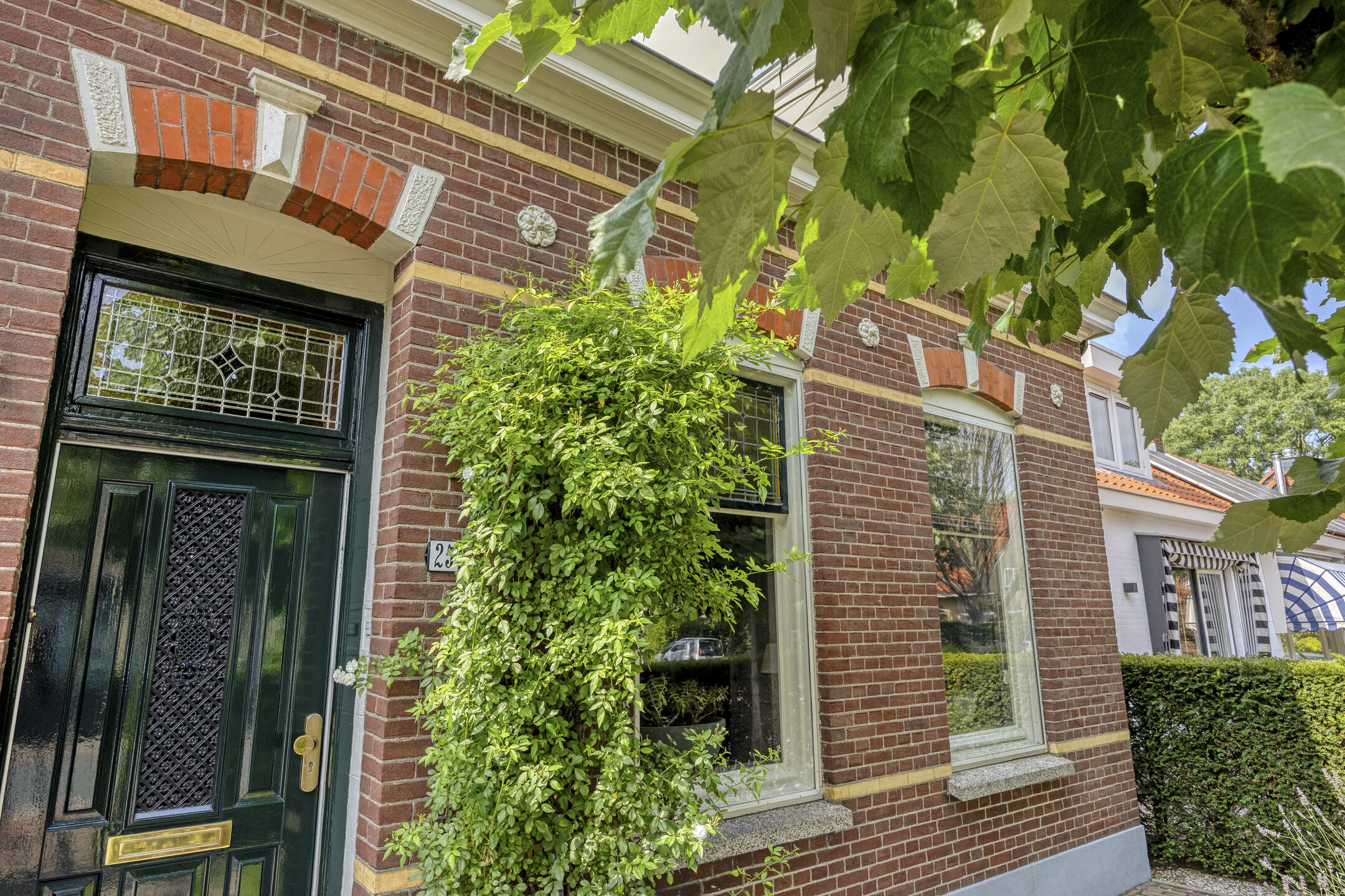Kerkstraat 25