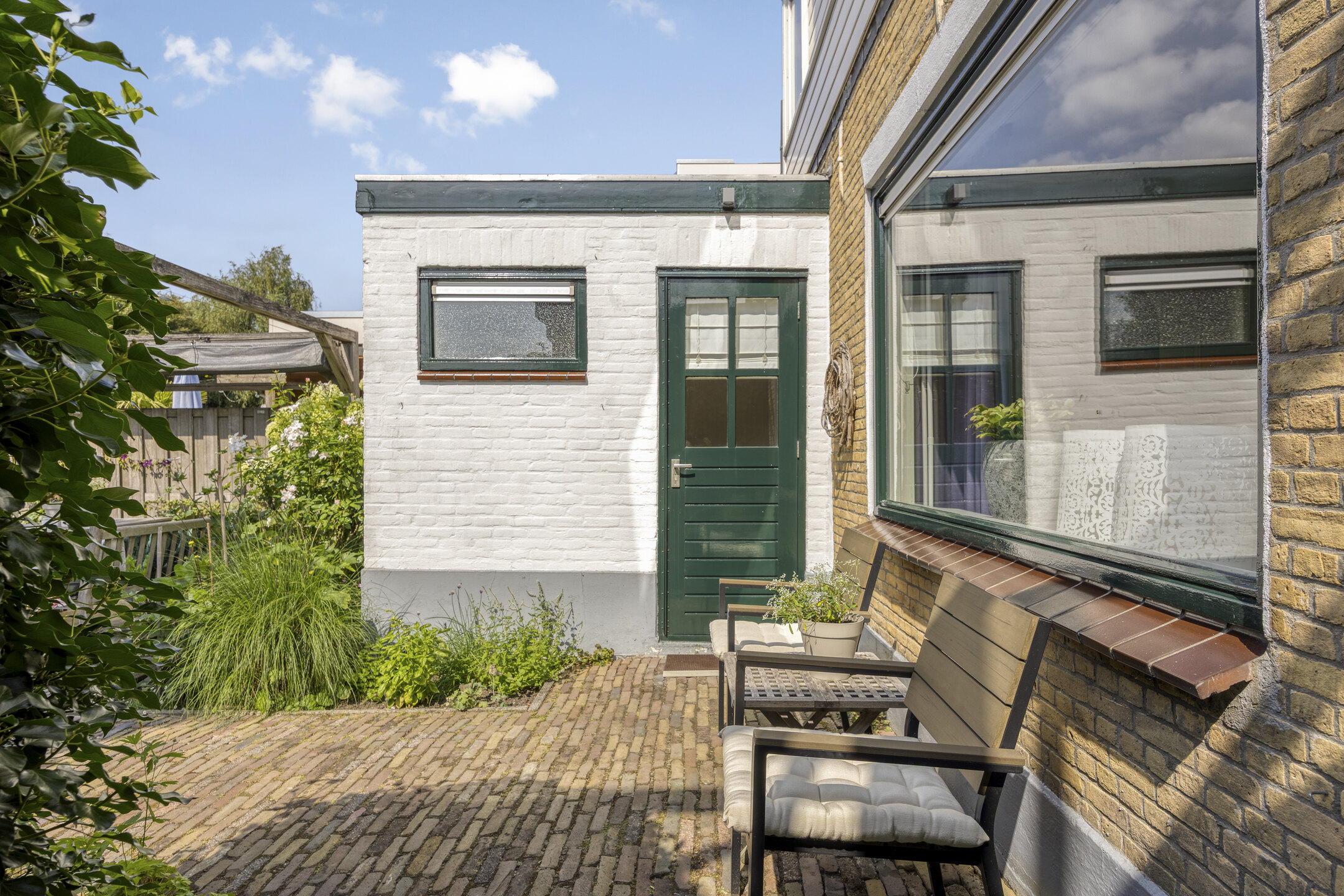 Kerkstraat 25