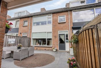 Mauritsstraat 46, HENDRIK-IDO-AMBACHT
