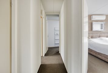 Adriaan Pieterslaan 48, HENDRIK-IDO-AMBACHT