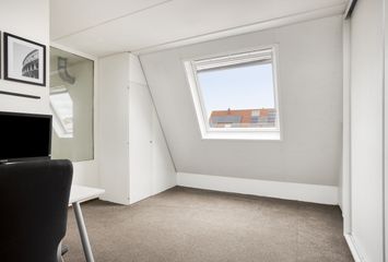 Adriaan Pieterslaan 48, HENDRIK-IDO-AMBACHT