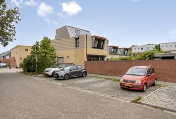 Adriaan Pieterslaan 48, HENDRIK-IDO-AMBACHT