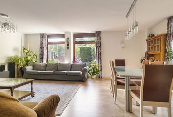 Roestuin 23, HENDRIK-IDO-AMBACHT