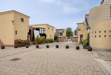 Adriaan Pieterslaan 29, HENDRIK-IDO-AMBACHT