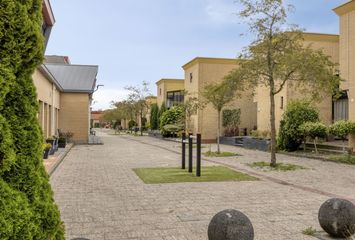 Adriaan Pieterslaan 29, HENDRIK-IDO-AMBACHT