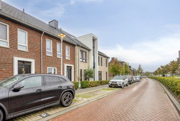 Sikkel 33, HENDRIK-IDO-AMBACHT